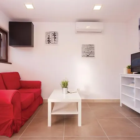 Gorgeous In With Kitchen Apartment Jadrija